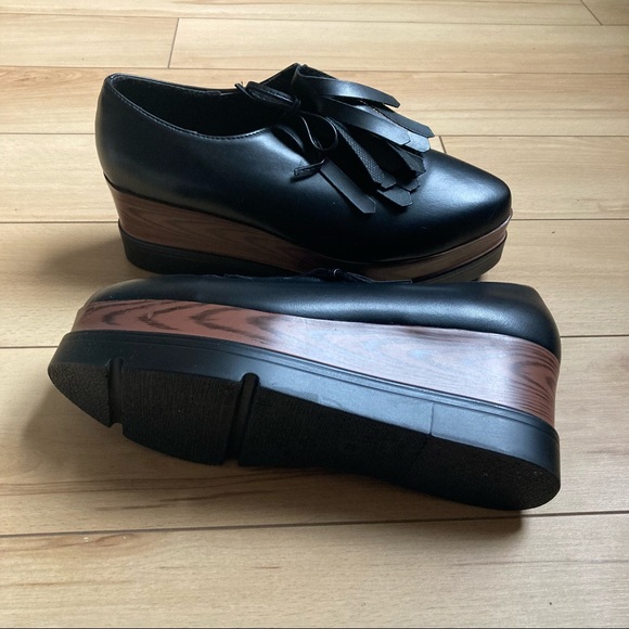 Oxford style platform - Picture 3 of 3